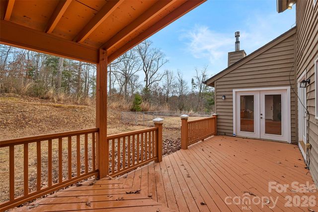 2025 Howard Gap Road, Hendersonville, NC 28792