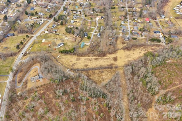 2025 Howard Gap Road, Hendersonville, NC 28792