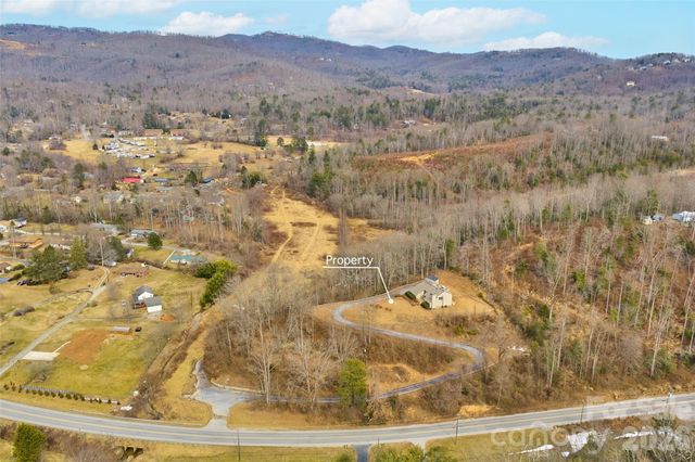 2025 Howard Gap Road, Hendersonville, NC 28792