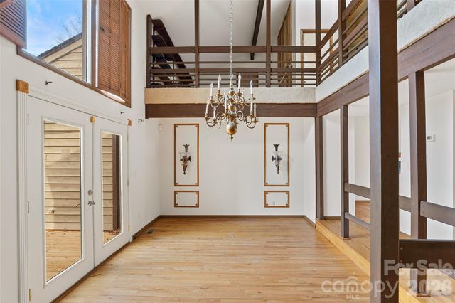 2025 Howard Gap Road, Hendersonville, NC 28792