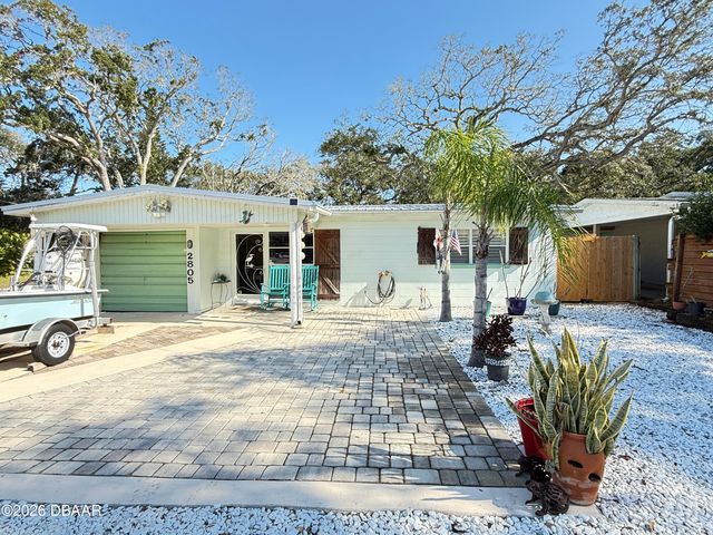 2805 Saxon Drive, New Smyrna Beach, FL 32169