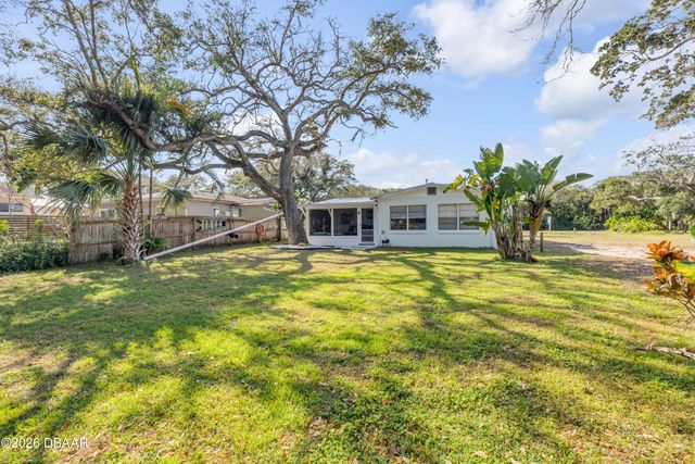 2805 Saxon Drive, New Smyrna Beach, FL 32169