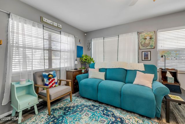 2805 Saxon Drive, New Smyrna Beach, FL 32169