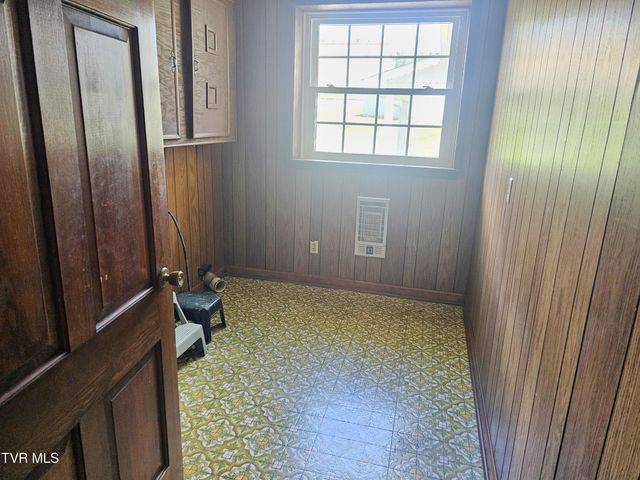 5723 Eagle Avenue, Wise, VA 24293