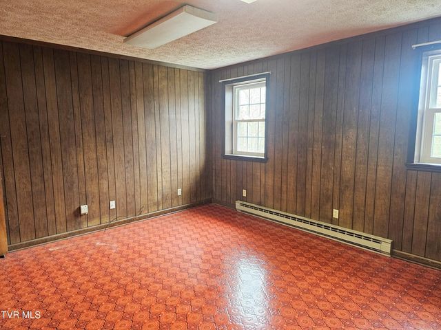 5723 Eagle Avenue, Wise, VA 24293