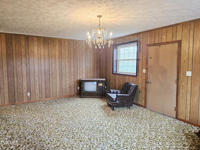 5723 Eagle Avenue, Wise, VA 24293