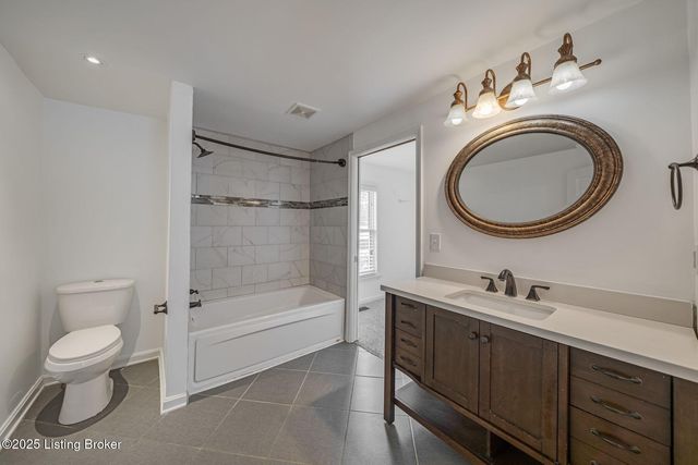 3701 Wiano Dr, Crestwood, KY 40014