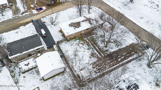 3701 Wiano Dr, Crestwood, KY 40014