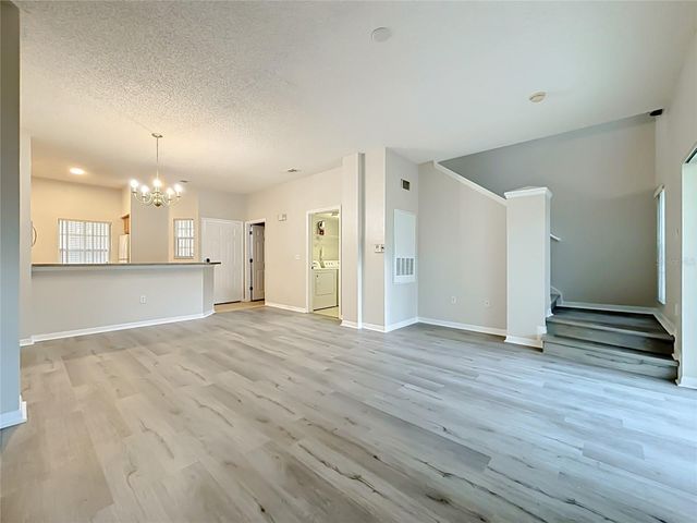 8474 CRYSTAL COVE LOOP, Kissimmee, FL 34747