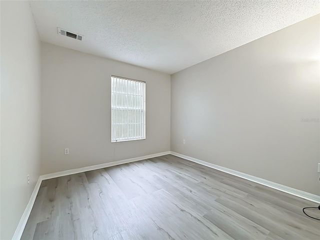 8474 CRYSTAL COVE LOOP, Kissimmee, FL 34747
