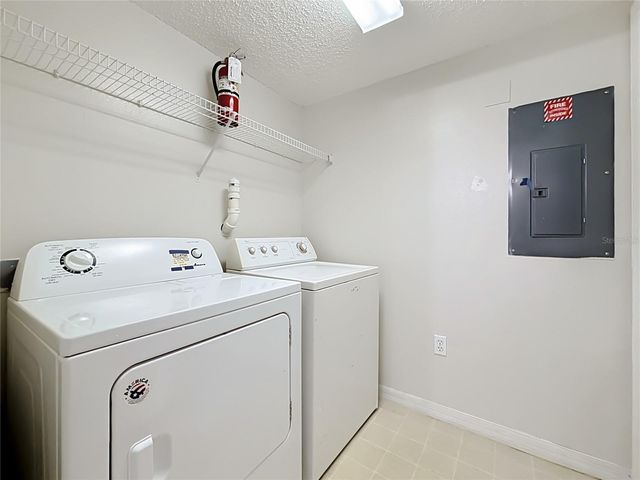 8474 CRYSTAL COVE LOOP, Kissimmee, FL 34747