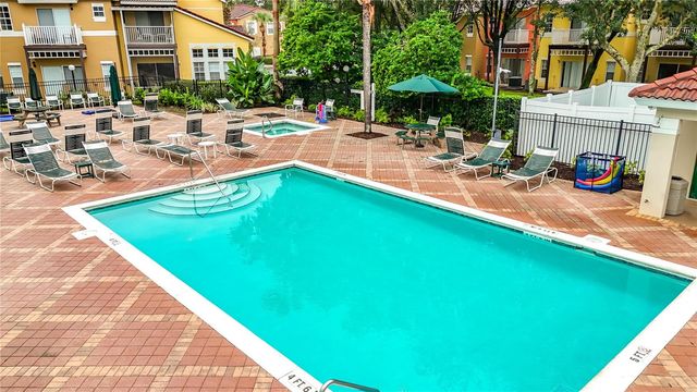 8474 CRYSTAL COVE LOOP, Kissimmee, FL 34747