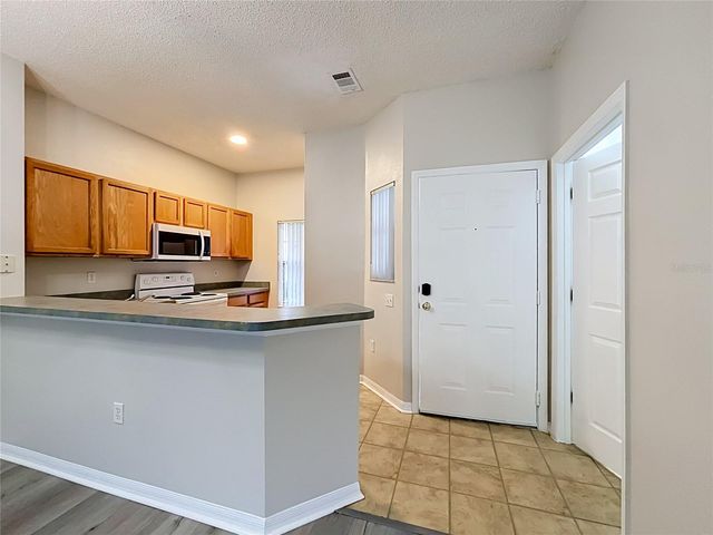 8474 CRYSTAL COVE LOOP, Kissimmee, FL 34747