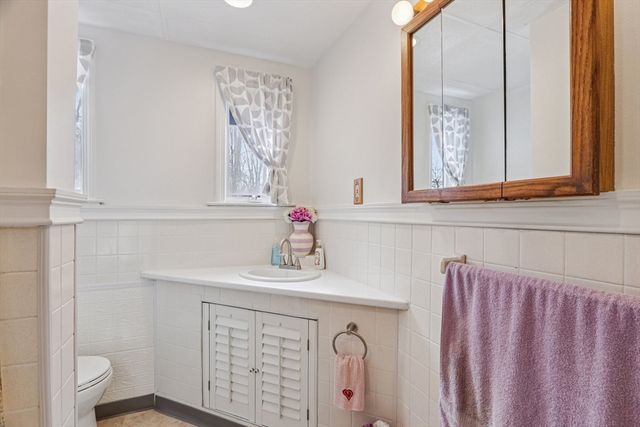 9 Old Market St, Rockland, MA 02370