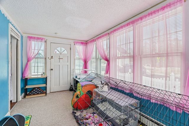 9 Old Market St, Rockland, MA 02370