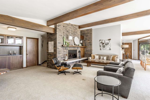 3731 Capilano Dr, West Lafayette, IN 47906