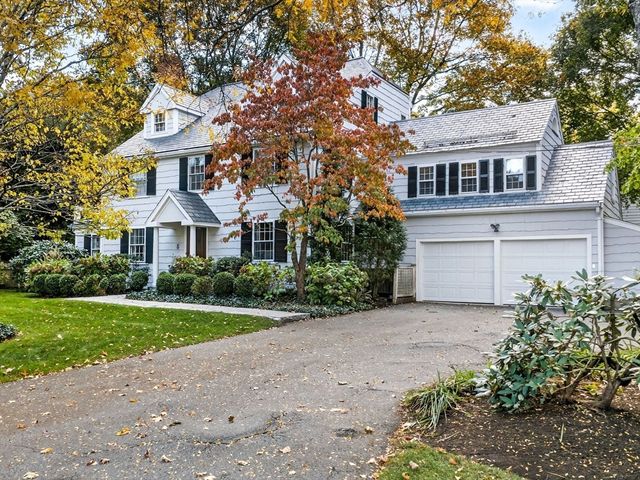 5 Tennyson Rd, Wellesley, MA 02481