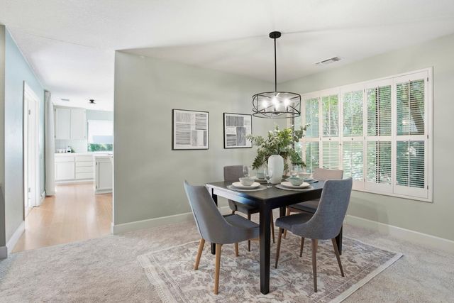 11598 Sutters Mill Cir, Gold River, CA 95670