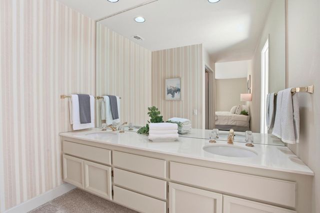 11598 Sutters Mill Cir, Gold River, CA 95670