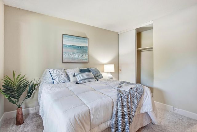 11598 Sutters Mill Cir, Gold River, CA 95670