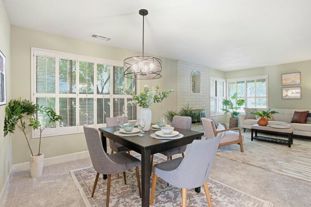 11598 Sutters Mill Cir, Gold River, CA 95670