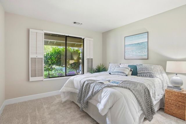 11598 Sutters Mill Cir, Gold River, CA 95670