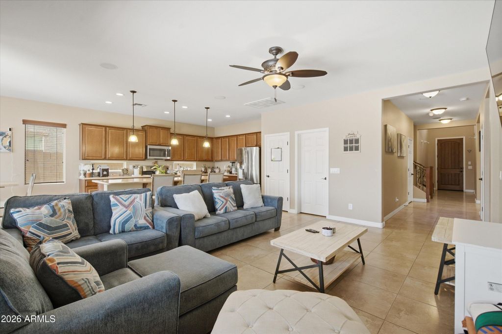 28233 N WELTON Place, San Tan Valley, AZ 85143 — photo 5