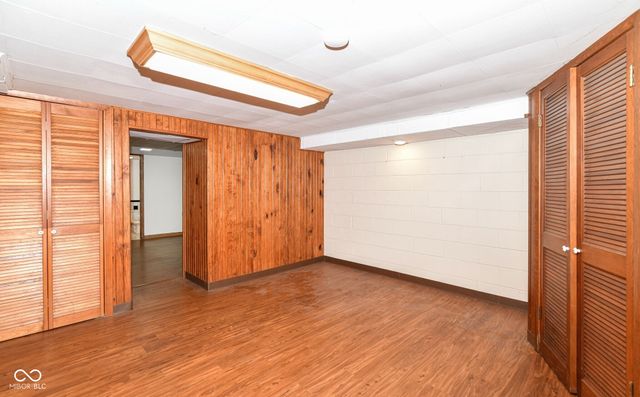 5828 Andover Road, Indianapolis, IN 46220