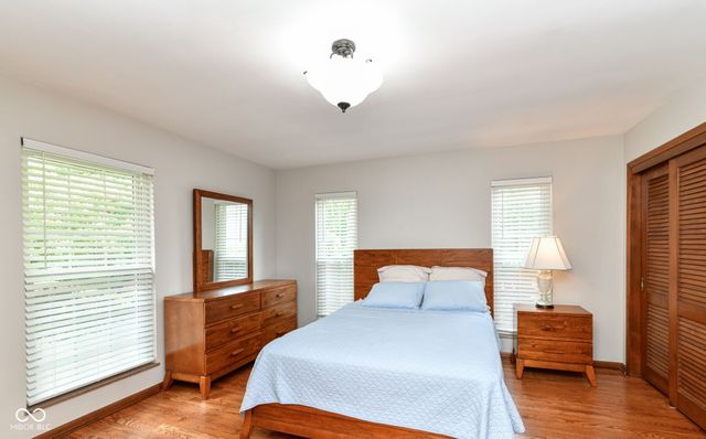 5828 Andover Road, Indianapolis, IN 46220