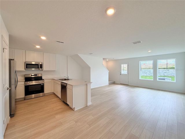 842 LYNX STREET, Davenport, FL 33837