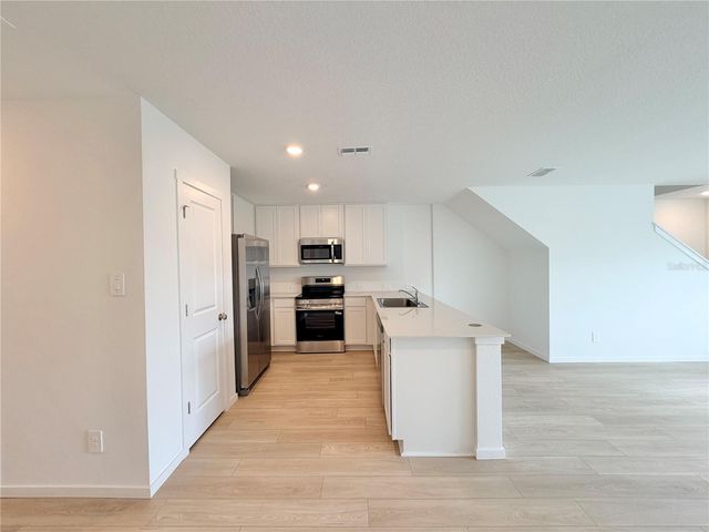 842 LYNX STREET, Davenport, FL 33837