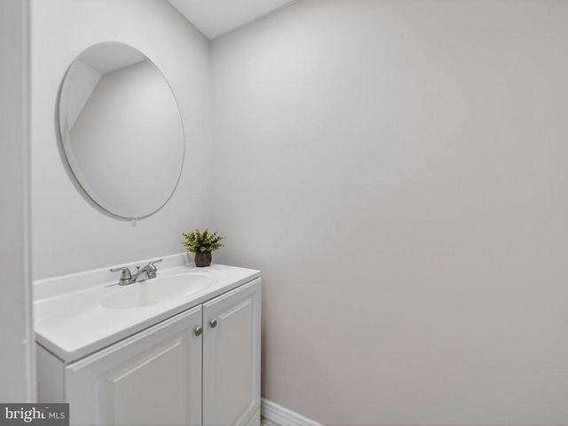 14913 HABERSHAM CIR, Silver Spring, MD 20906