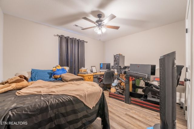 241 Huntington Lane, Kodak, TN 37764