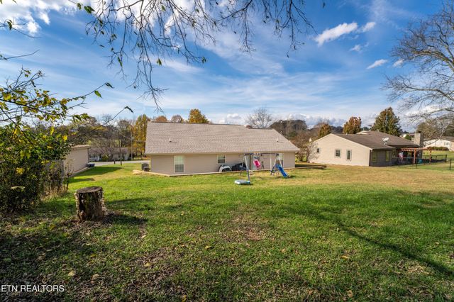 241 Huntington Lane, Kodak, TN 37764