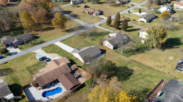 241 Huntington Lane, Kodak, TN 37764