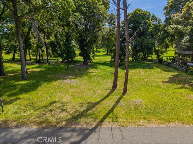 2748 Buckingham Dr, Kelseyville, CA 95451