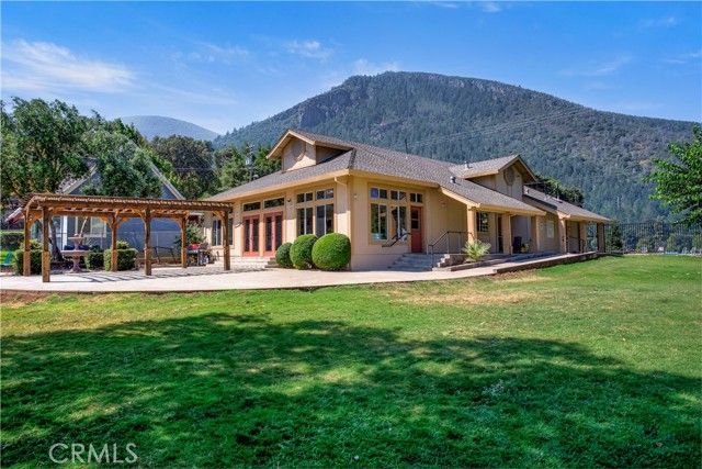 2748 Buckingham Dr, Kelseyville, CA 95451