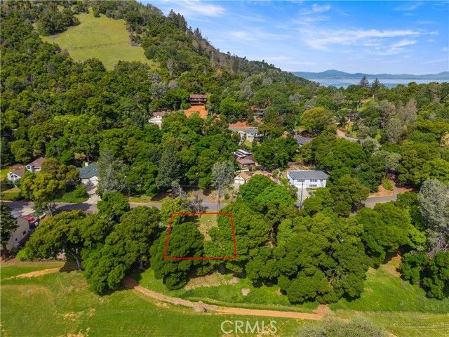 2748 Buckingham Dr, Kelseyville, CA 95451