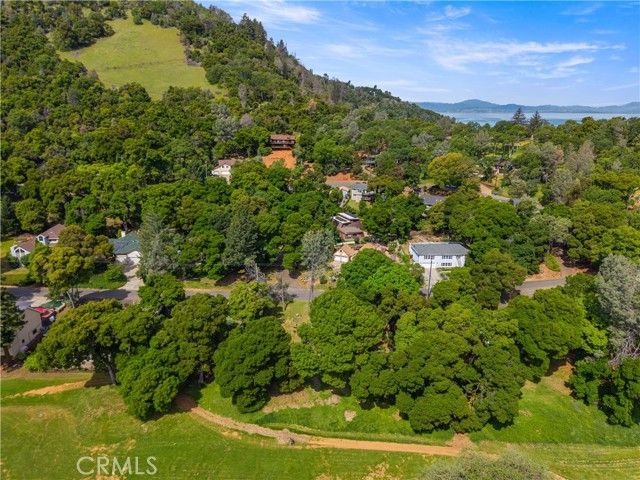 2748 Buckingham Dr, Kelseyville, CA 95451