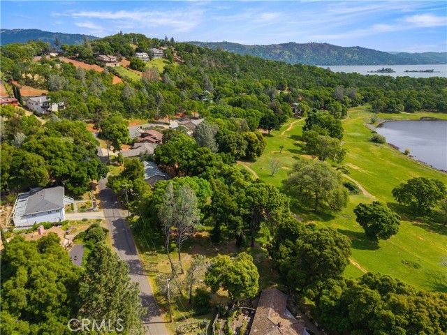 2748 Buckingham Dr, Kelseyville, CA 95451
