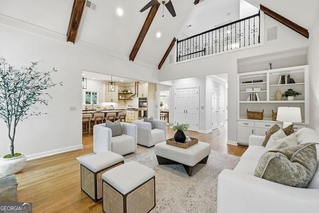 9370 Bluffwind Chase, Roswell, GA 30076