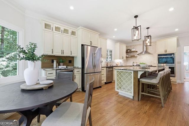 9370 Bluffwind Chase, Roswell, GA 30076