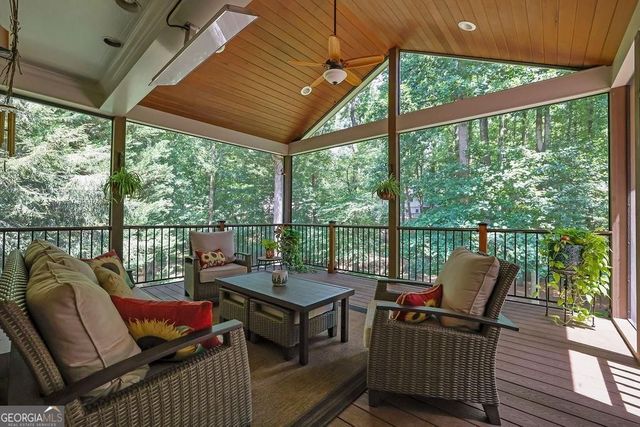 9370 Bluffwind Chase, Roswell, GA 30076