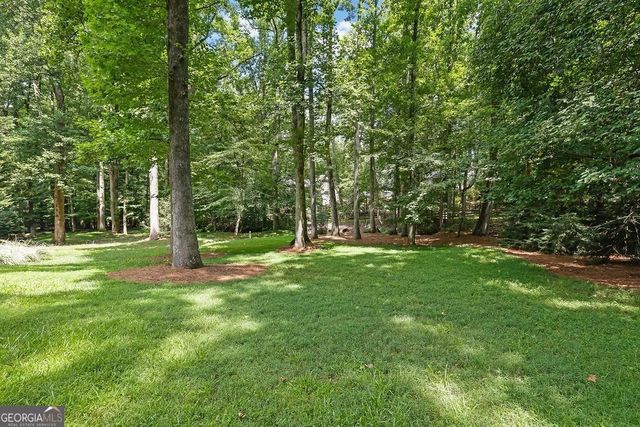 9370 Bluffwind Chase, Roswell, GA 30076