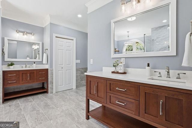 9370 Bluffwind Chase, Roswell, GA 30076