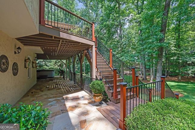 9370 Bluffwind Chase, Roswell, GA 30076