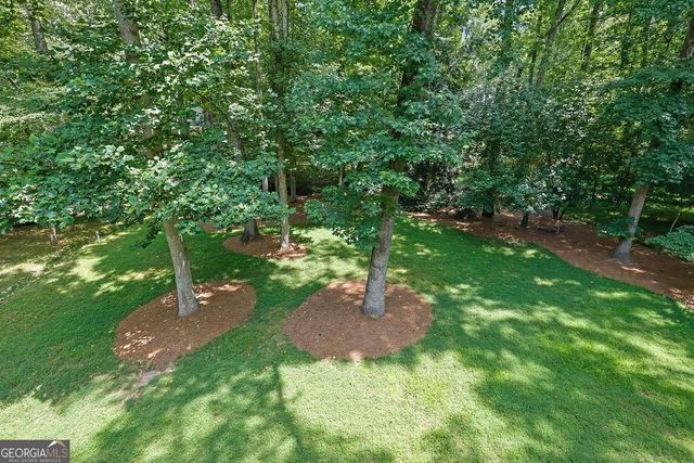 9370 Bluffwind Chase, Roswell, GA 30076