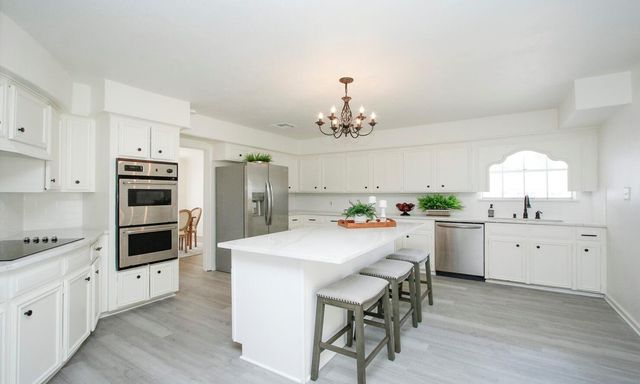 1526 Big Horn Drive, Houston, TX 77090