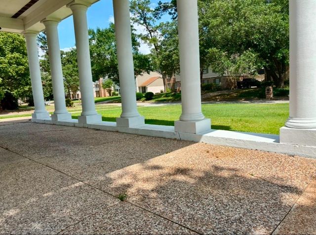 1526 Big Horn Drive, Houston, TX 77090