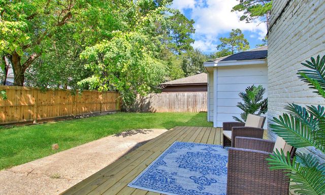 1526 Big Horn Drive, Houston, TX 77090
